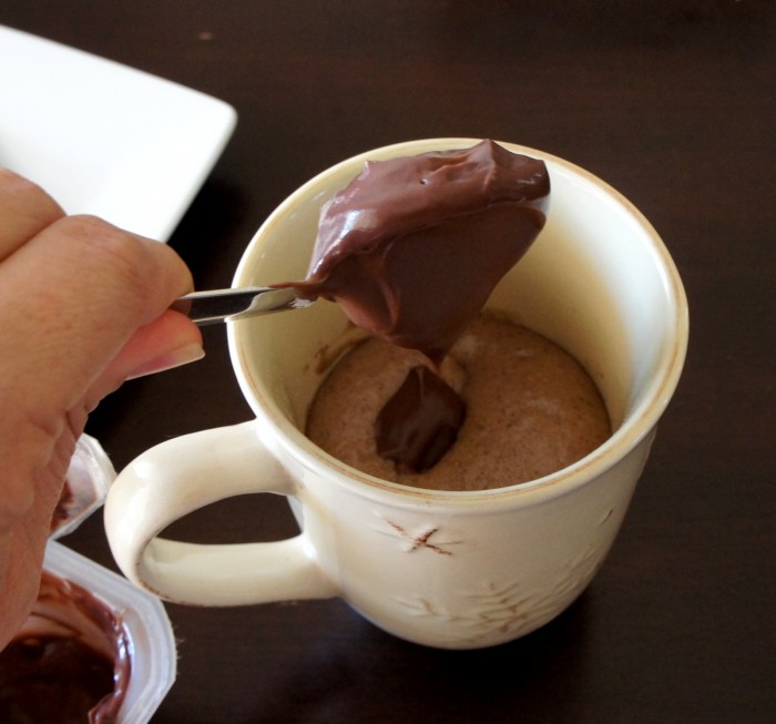 pudding snack in mug cake