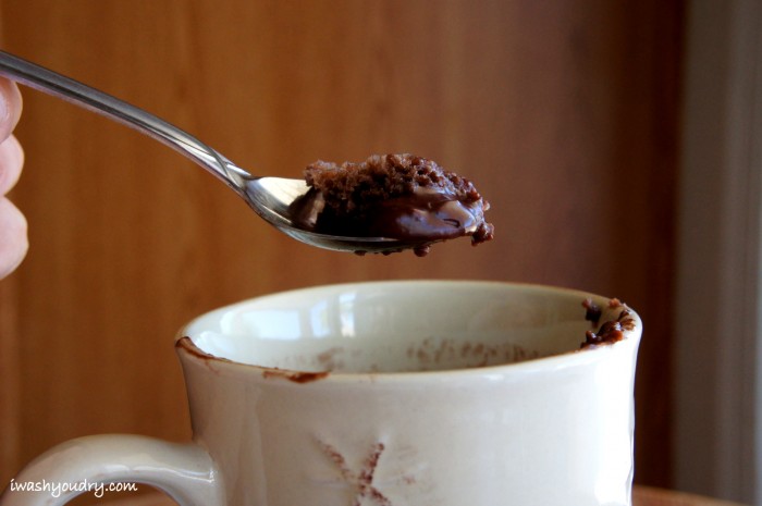 chocolate molten lava mug cake