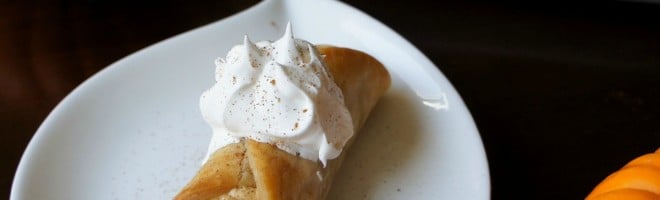 Skinny Pumpkin Pie Cannolis