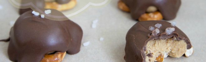 Chocolate Covered Peanut Butter Pretzel Bites