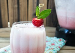 Strawberry Julius