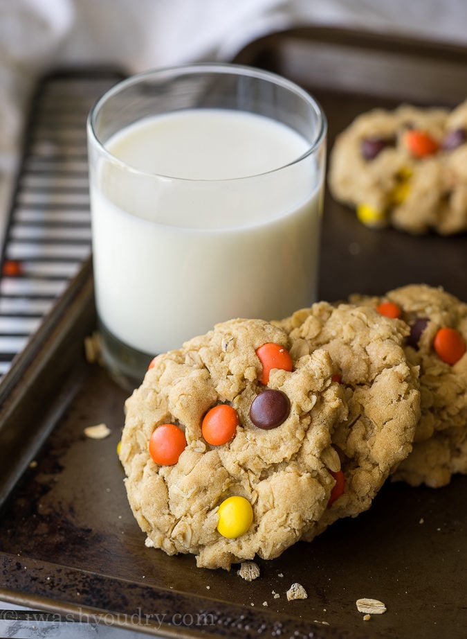 Oh my gosh!! These Reeses Peanut Butter Oatmeal Cookies are ridiculously good! 