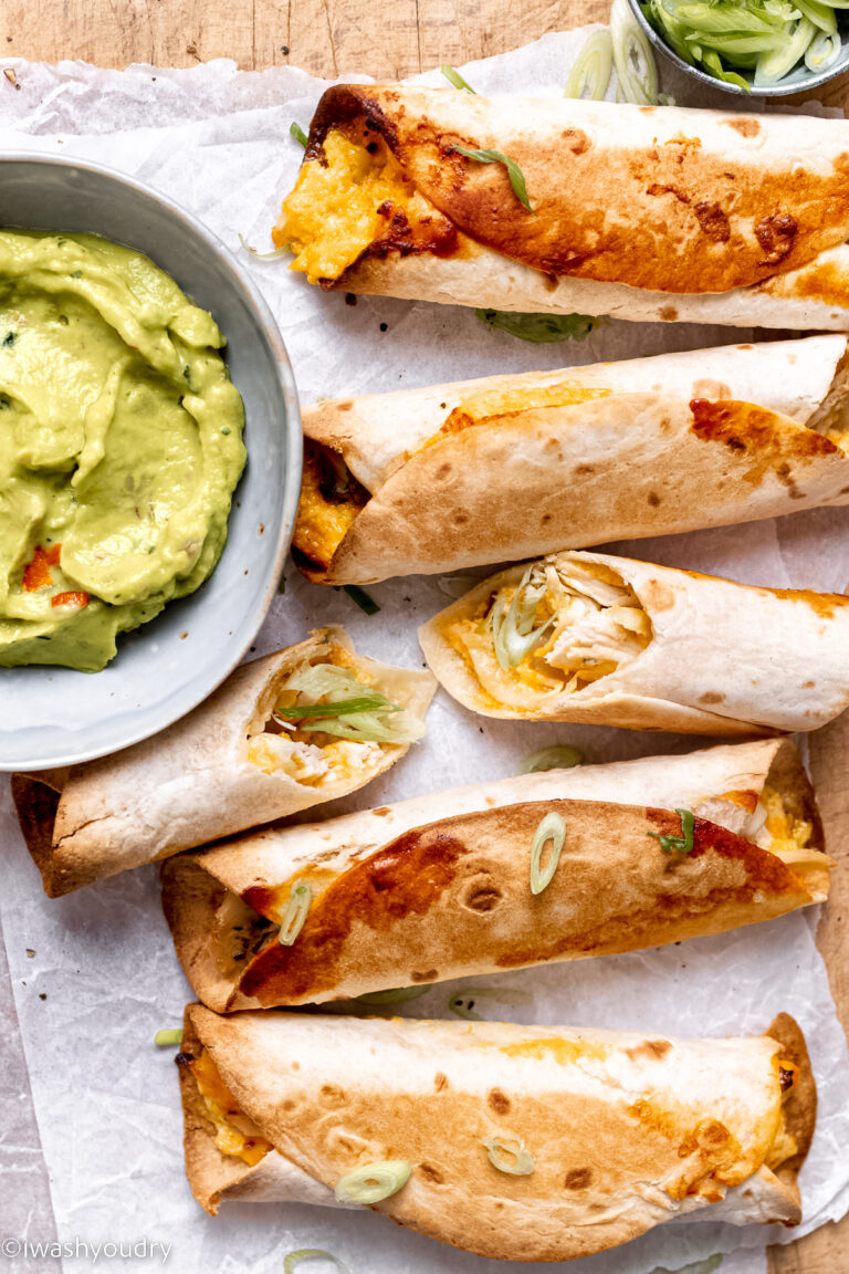 Pollo Fundido Flautas