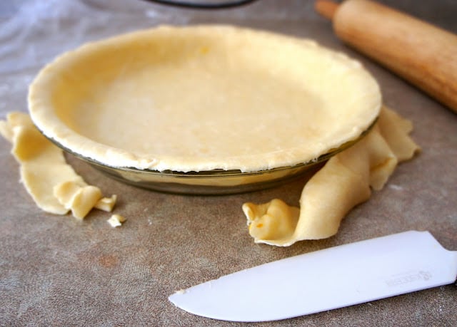 This All Butter Pie Crust Recipe is a deliciously quick and easy recipe to make!