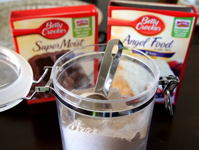 2 Ingredient Ice Cream Microwave Mug Cake - Love Swah