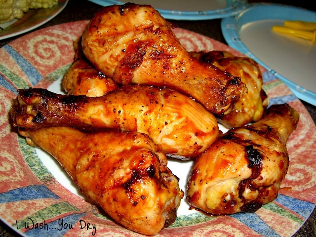 A plate of grilled chicken. 