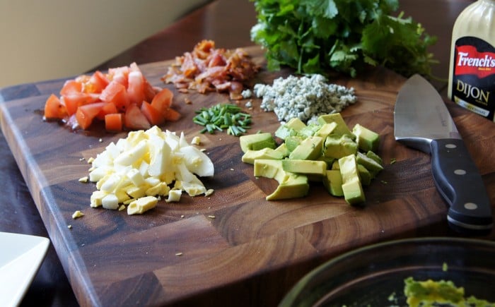 Ingredients needed in order to make Cobbocado Guacamole