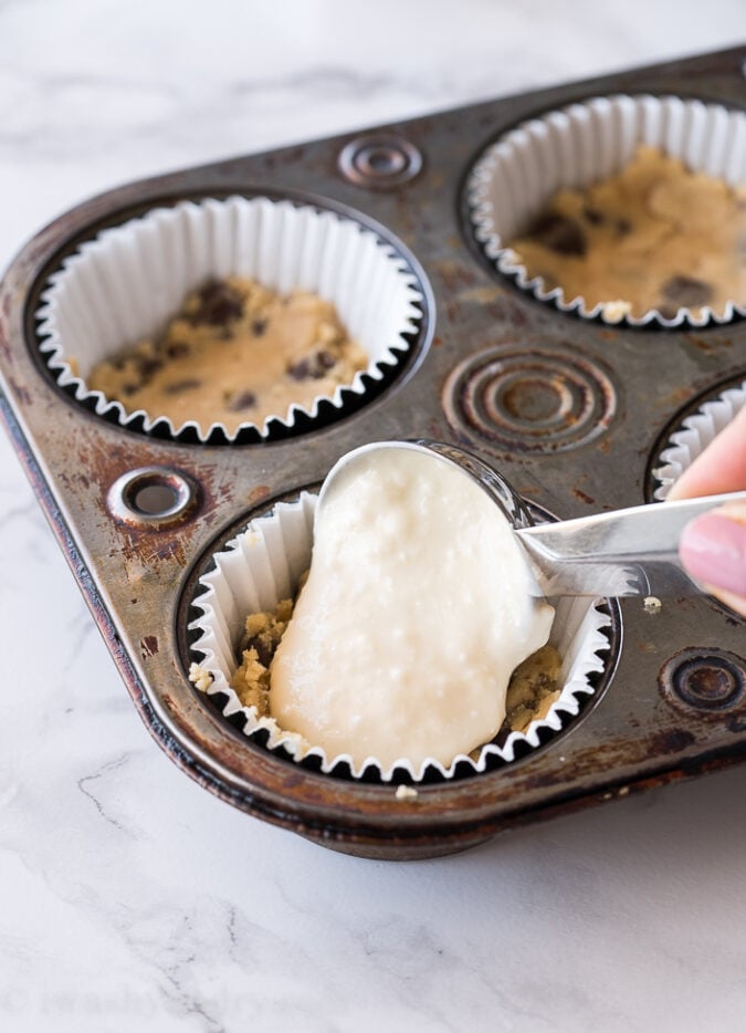 Cheesecake Stuffed Chocolate Chip Cookies - Cookies and Cups