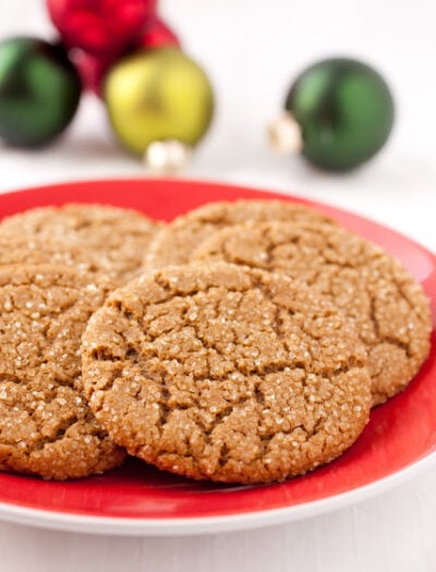 A close up of a plate with ginger cookies on it