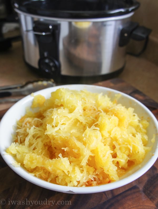 shredded spaghetti squash in bowl.