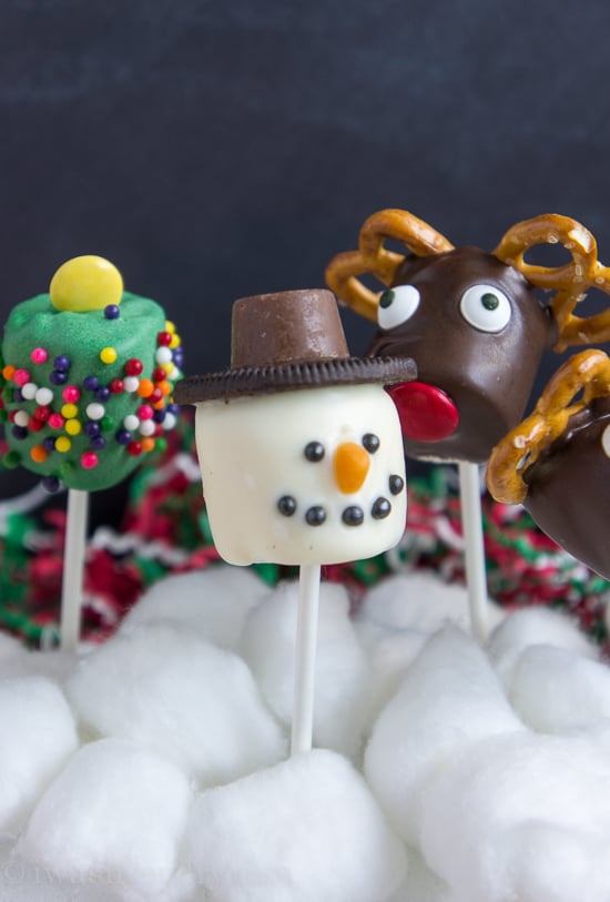 Snowman Marshmallow Pops