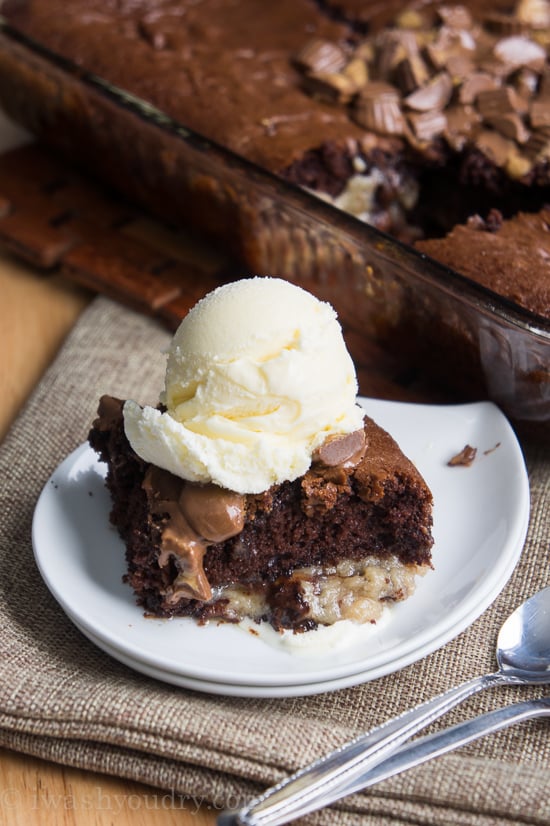 Chocolate Peanut Butter Earthquake Cake