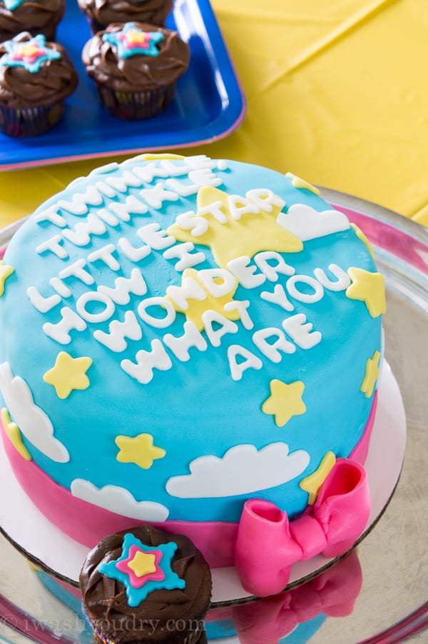 Gender Reveal Cake - Twinkle, Twinkle Little Star, How I Wonder What You Are