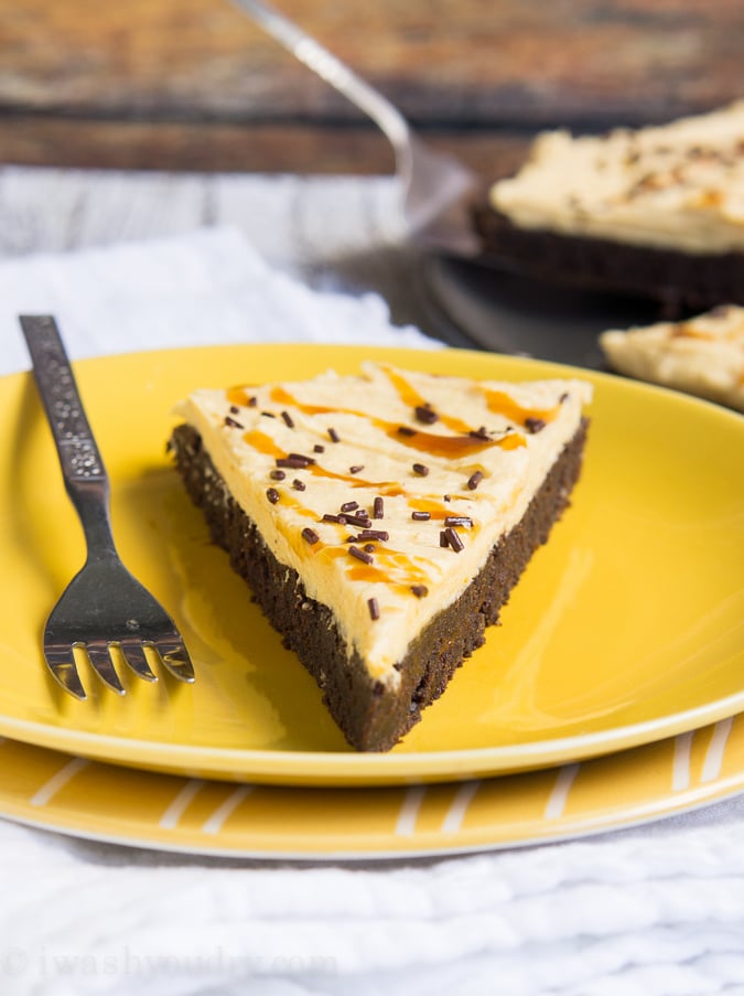 Pumpkin Brownie Pizza with Pumpkin Buttercream Frosting