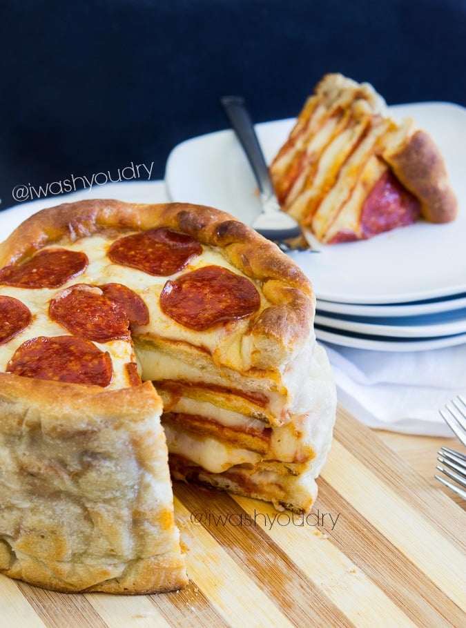 pepperoni pizza cake