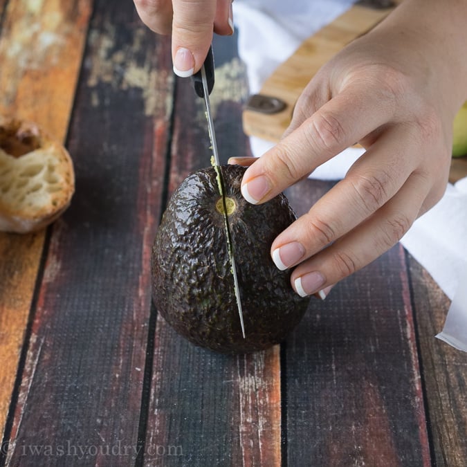 The New Way to Open an Avocado