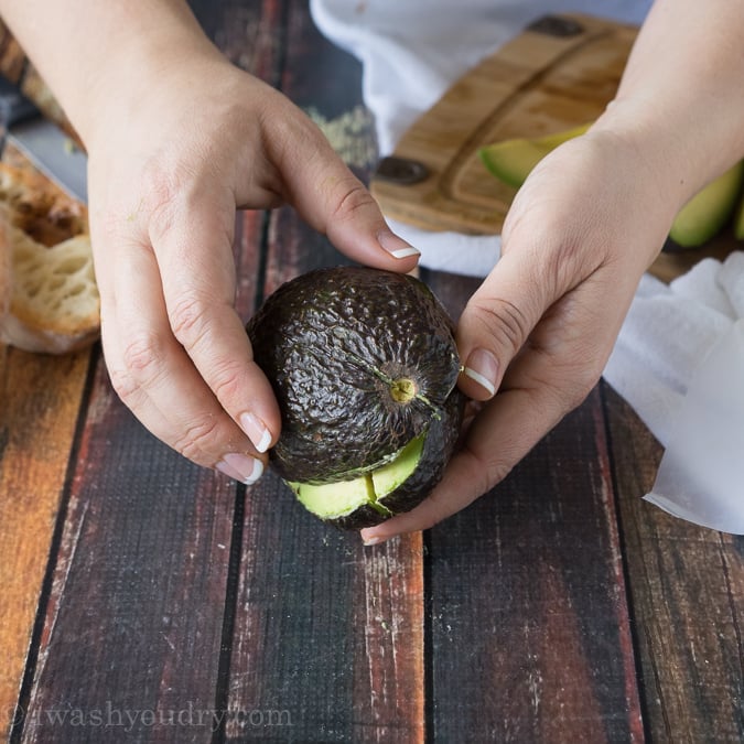 The New Way to Open an Avocado