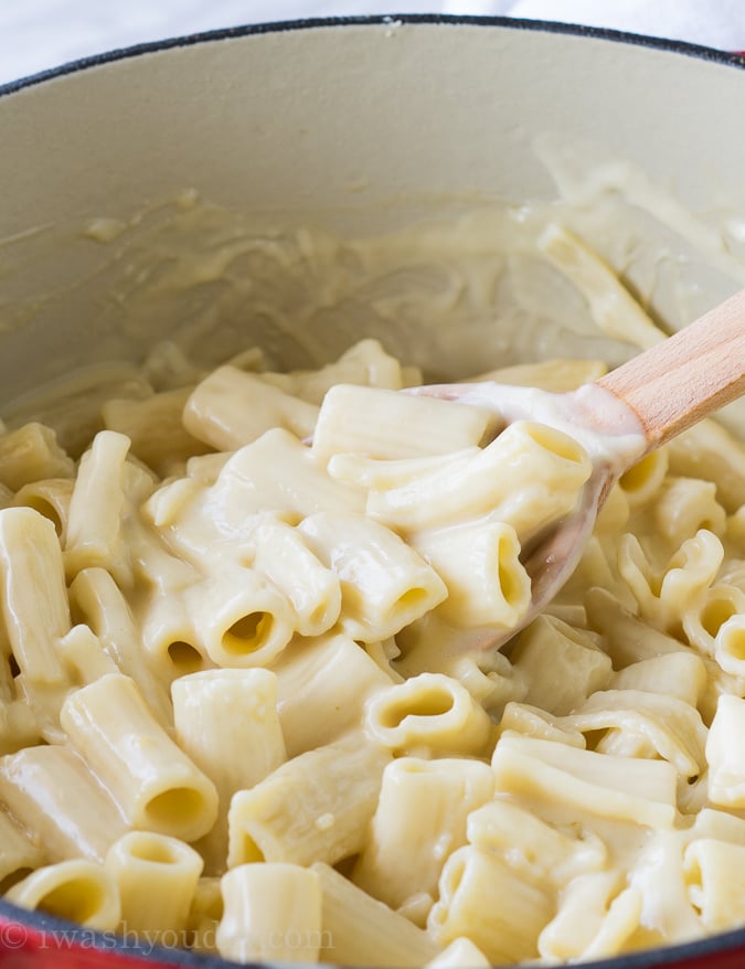 Family Style White Cheddar Mac and Cheese