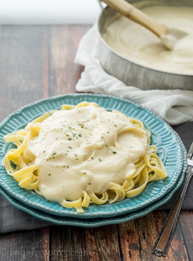 Quick and Easy Cauliflower Alfredo Sauce - I Wash You Dry