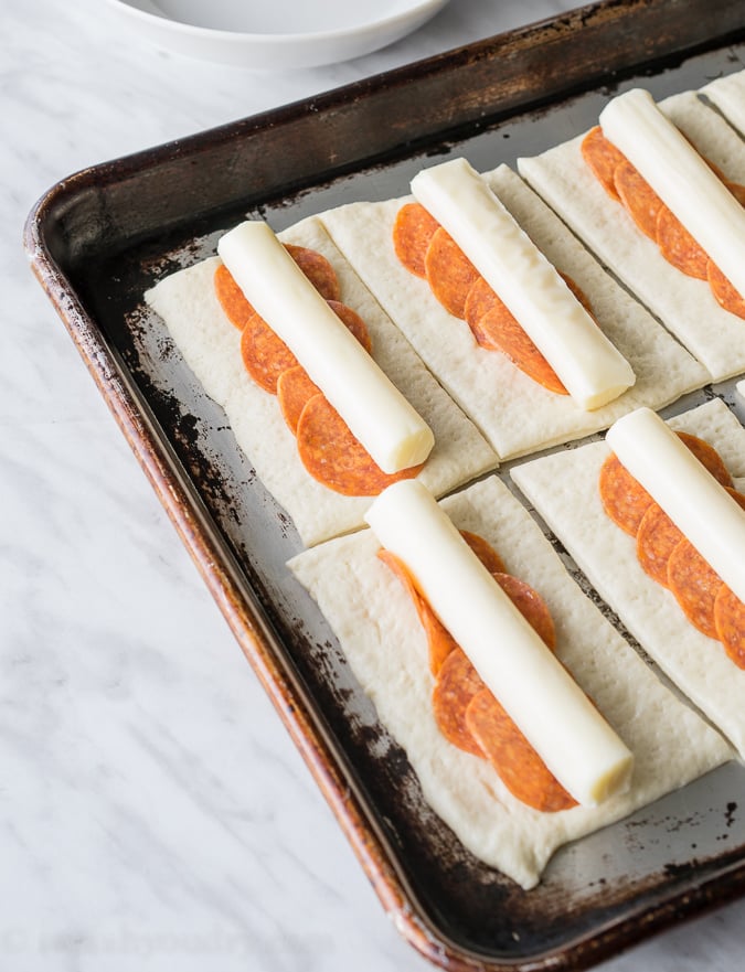 Pepperoni Pizza Sticks