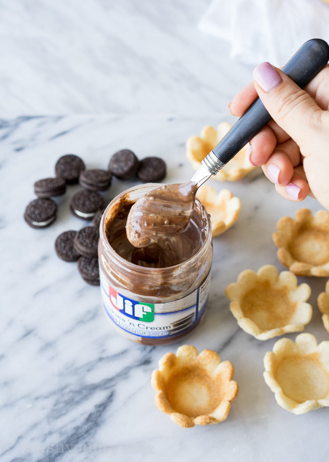 Mini Cookies and Cream Hazelnut Pies