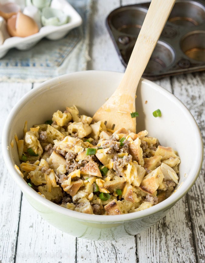 On the Go! These Sausage Egg and Cheese Breakfast Casserole Muffins are a fun savory breakfast! 