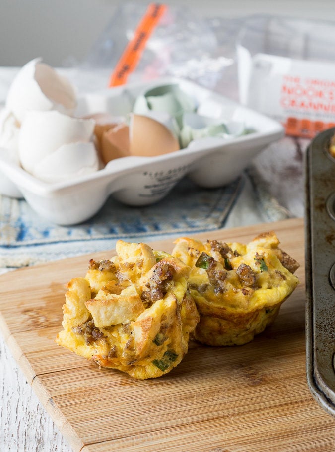 On the Go! These Sausage Egg and Cheese Breakfast Casserole Muffins are a fun savory breakfast! 