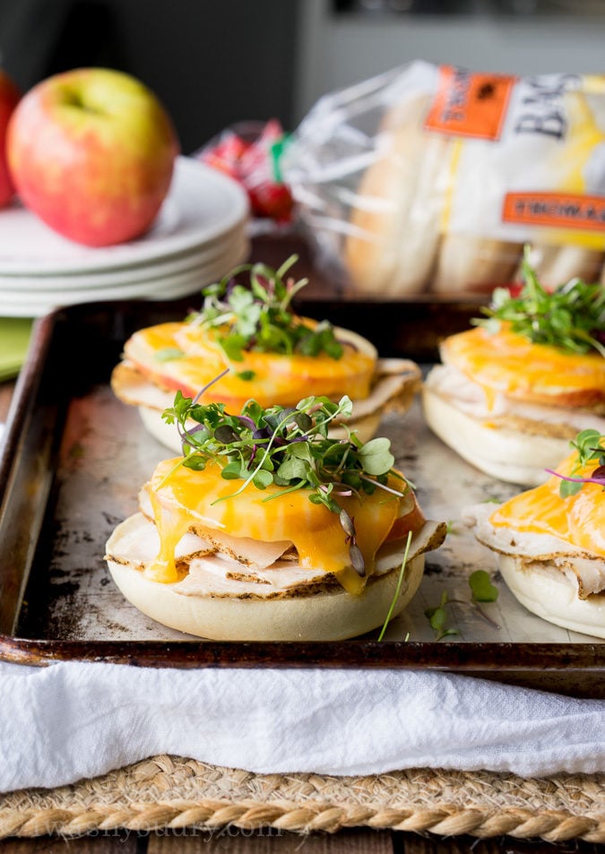These Turkey Apple Cheddar Bagel Melts are super easy to whip up for a quick lunch, and are perfect for a group of friends too! 
