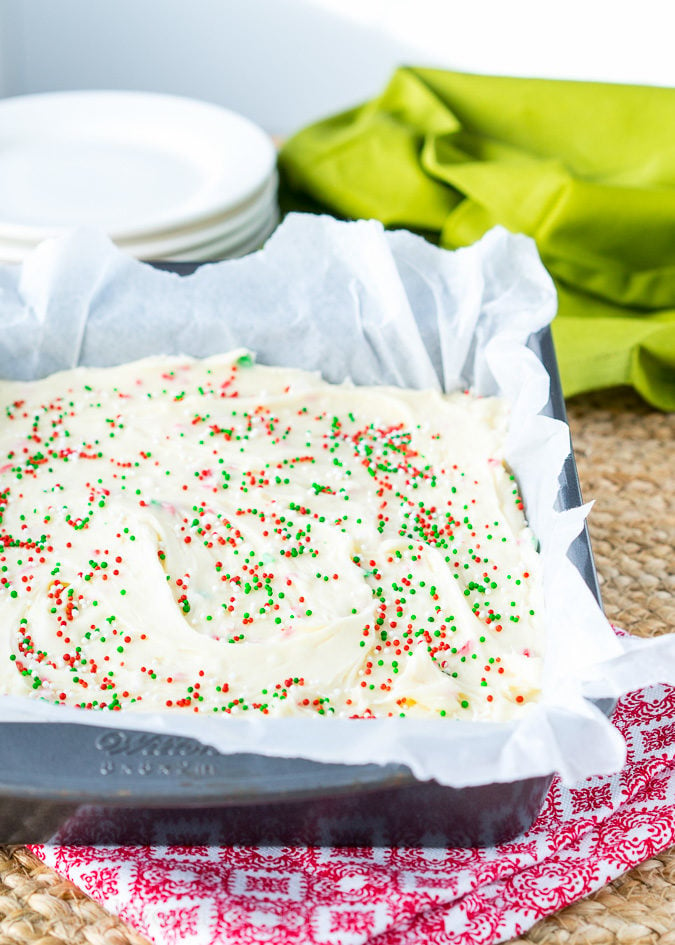 Oh my heavens! This White Chocolate Peppermint Pattie Fudge is ridiculously easy to make and tastes so so good! 