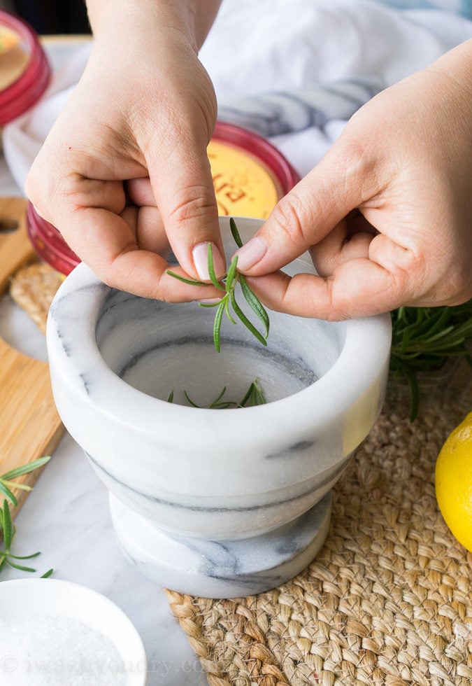 The bold and delicious flavors of Pistachio, Rosemary and Lemon come together in a tasty hummus topping that no one can resist when placed on top of creamy Sabra hummus!