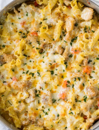 WOW! This Creamy Cajun Chicken Pasta Skillet is filled with tender chicken and pasta in a creamy, zesty sauce!