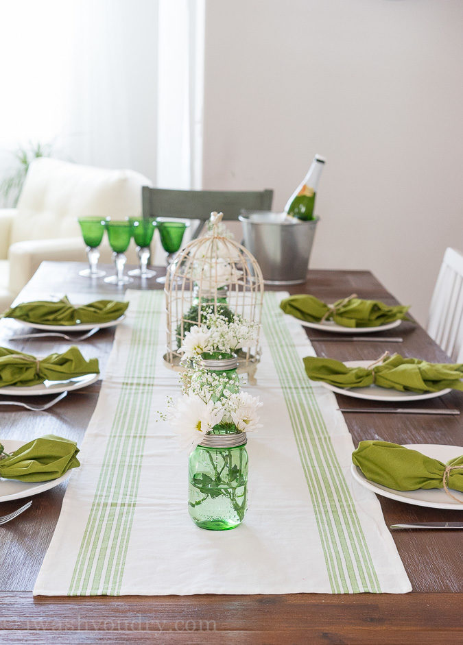 LOVE this gorgeous table setting!