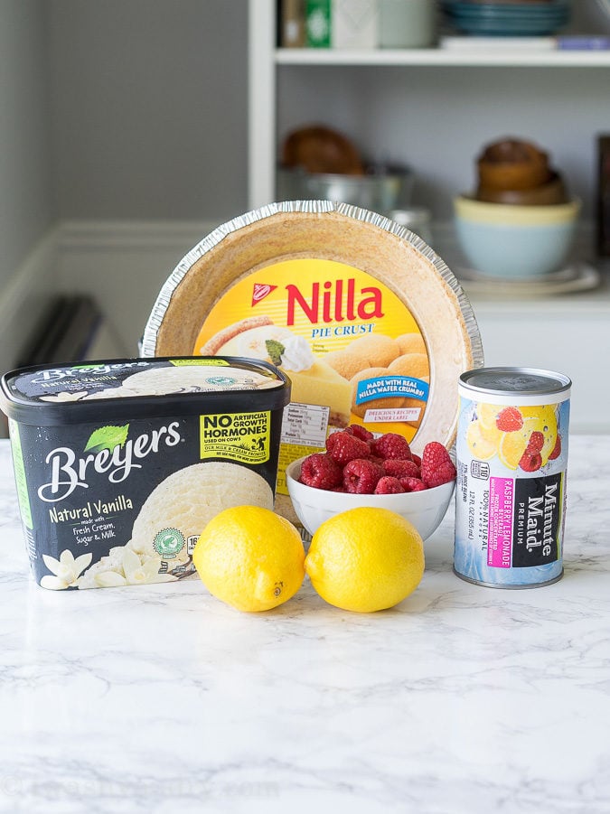 Ingredients needed to make frozen ice cream pie