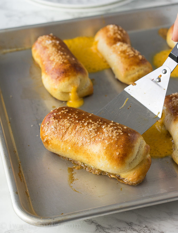 These Cheesy Pretzel Sticks are soft pretzels stuffed with cheese and just 5 simple ingredients. Ready in less than 20 minutes!