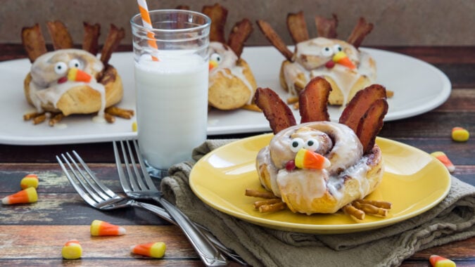 These Cinnamon Roll Turkeys are a super cute and simple way to make Thanksgiving morning breakfast a little more special!