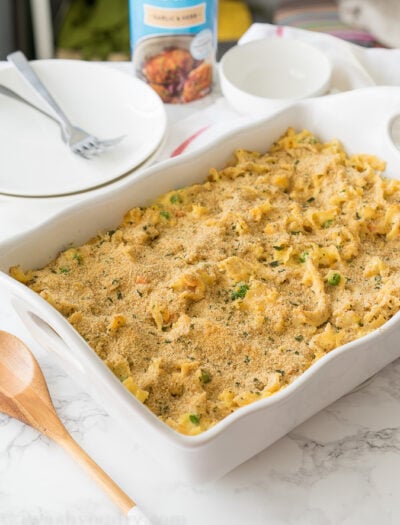 This Easy Chicken Noodle Casserole is a comforting dinner recipe that only has 15 minutes of prep! So easy and delicious, my whole family loved it!