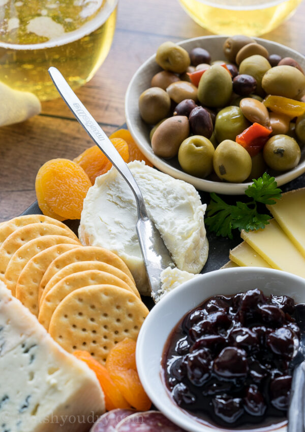 How To Make A Cheese Board - I Wash You Dry