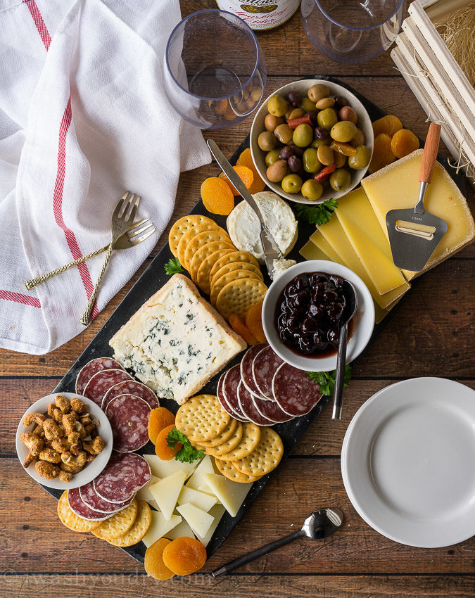 The easy guide on How To Make A Cheese Board