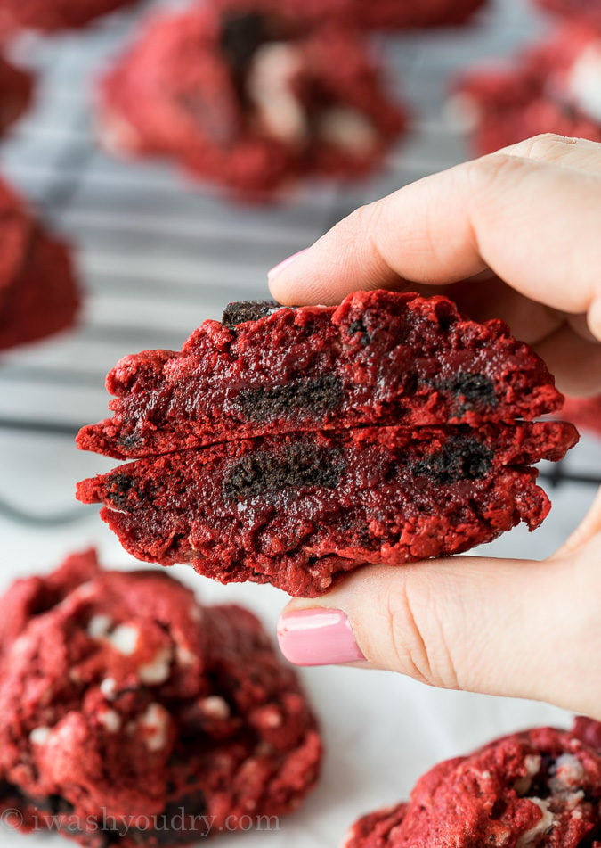 These Red Velvet Oreo Gooey Butter Cake Cookies are just 5 ingredients! I made a batch for a friend but couldn't stop eating them myself!