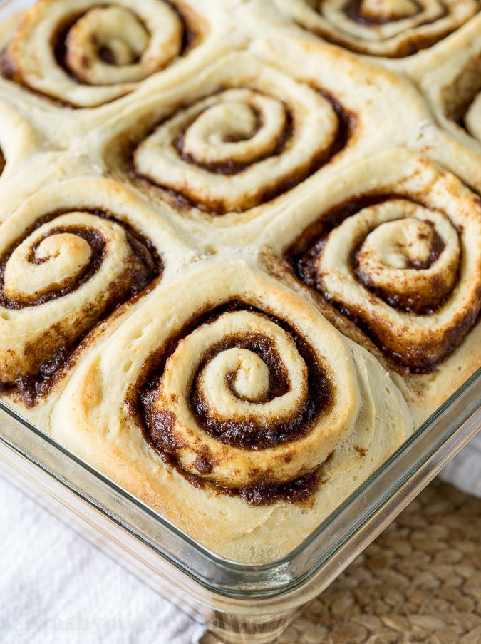 Easy Cinnamon Rolls – Burlap & Barrel