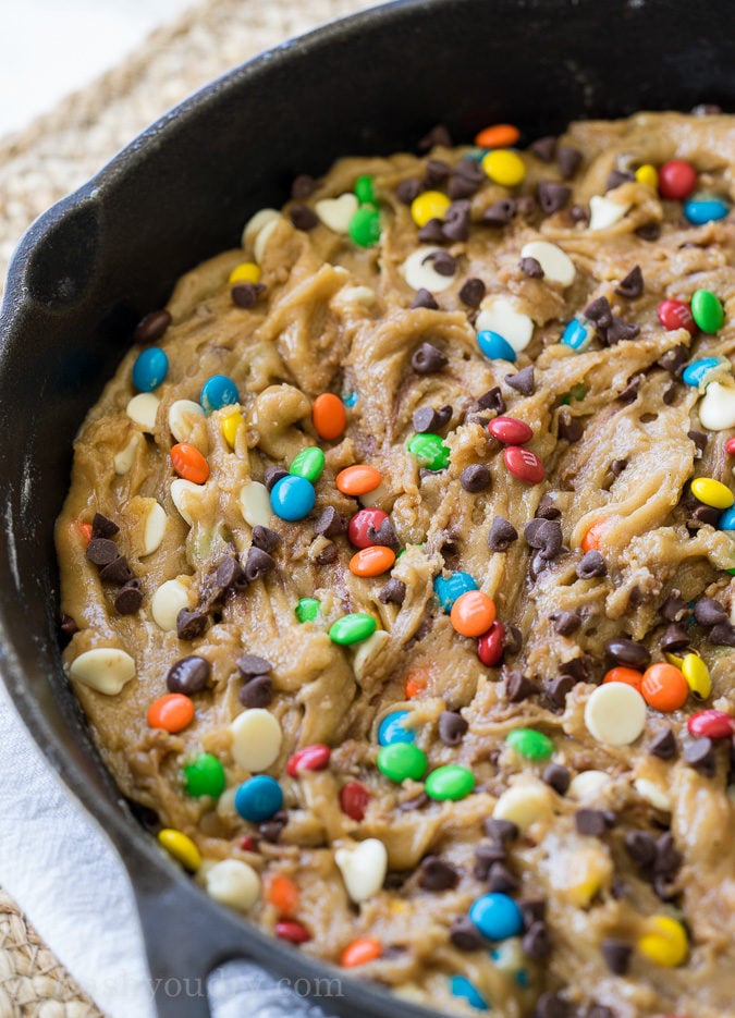 OMG! This One Skillet Fully Loaded Chocolate Chip Cookie recipe is insanely delicious and SUPER EASY to make too! No mixing bowls required for this one!