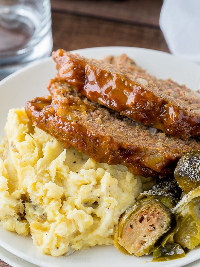 Holy Cow! This Instant Pot Meatloaf Mashed Potatoes is a whole meal made in one pressure cooker! My family loved this one and even my picky eater asked for seconds!