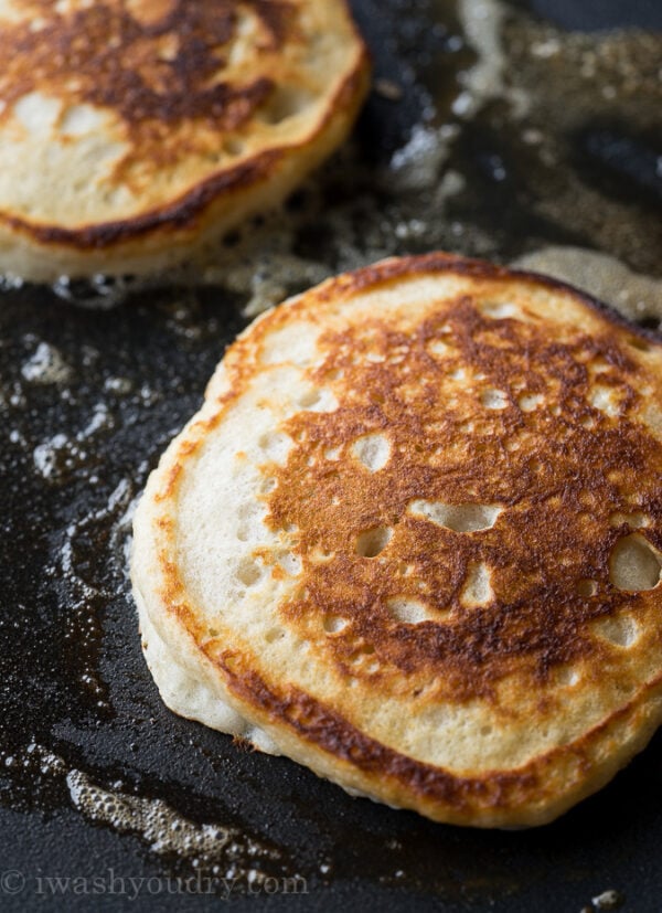 Strawberry Greek Yogurt Pancakes - I Wash You Dry