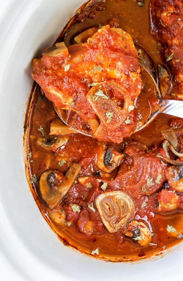 Slow Cooker Chicken Cacciatore - I Wash You Dry