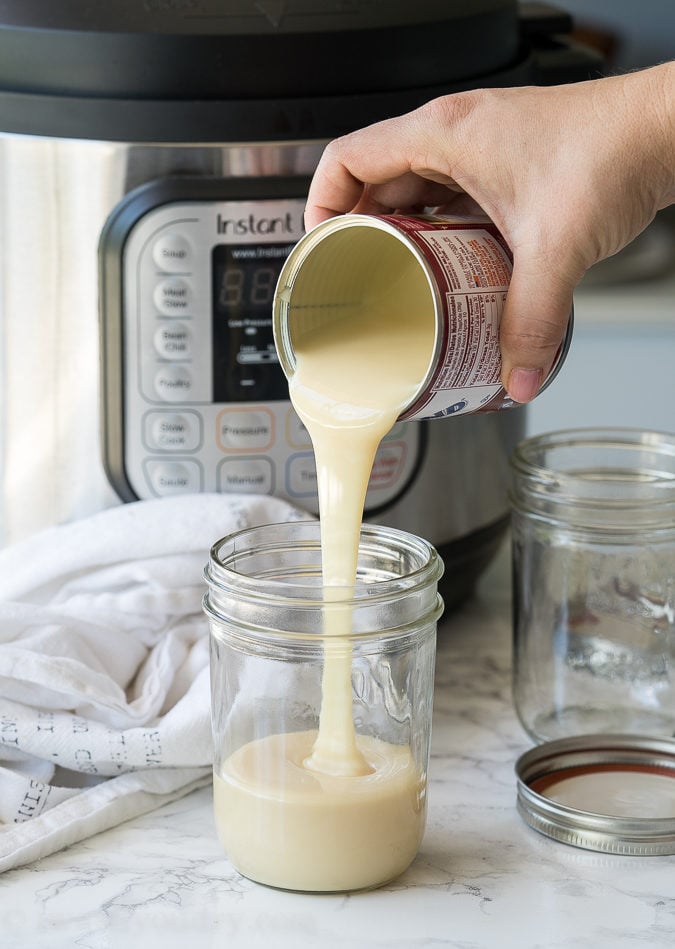 SUPER EASY Instant Pot Dulce de Leche made in mason jars which are perfect for gifting!