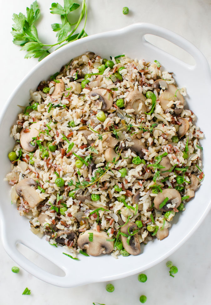 Under 30 min Wild Rice Mushroom Pilaf: a super-easy and delicious side dish perfect for potlucks and holiday gatherings.