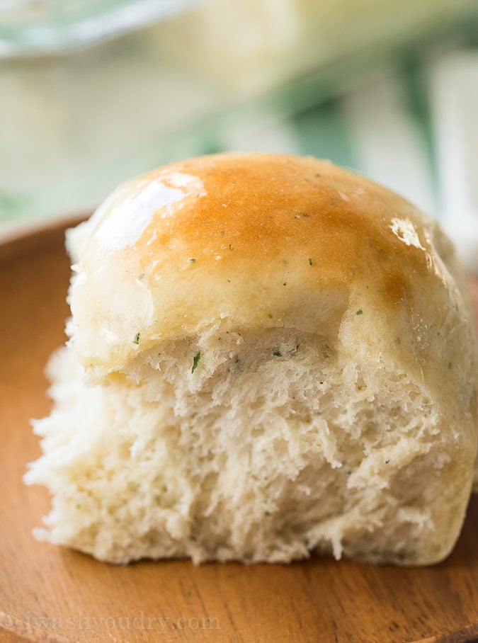 These One Hour Ranch Dinner Rolls are filled with a subtle and delicious ranch flavor and hot and ready in just 1 hour!