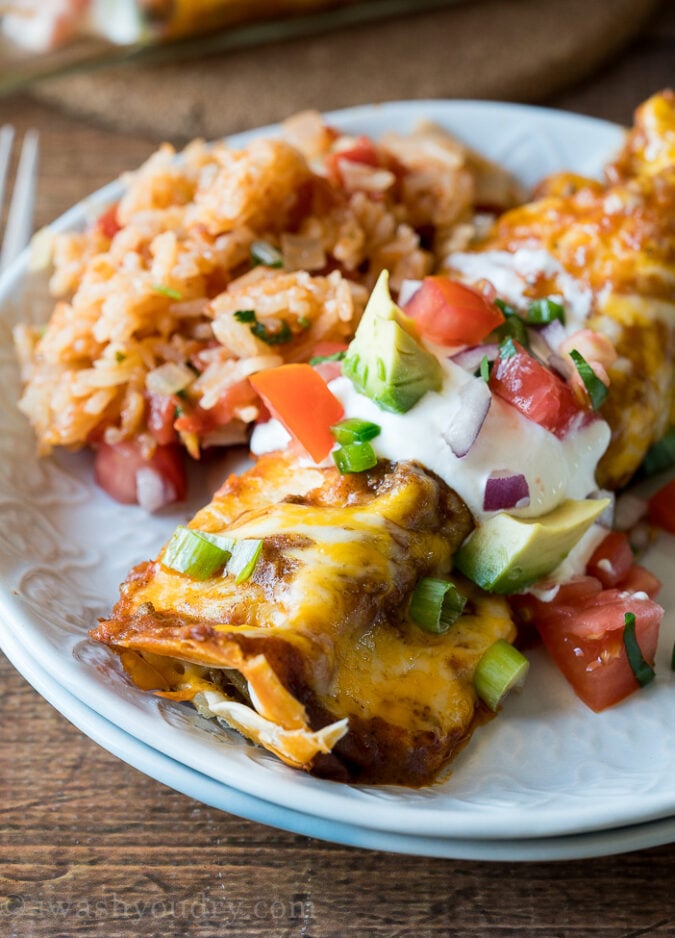 This super easy Ground Beef Enchilada Casserole is a quick and easy weeknight dinner that the whole family will love!