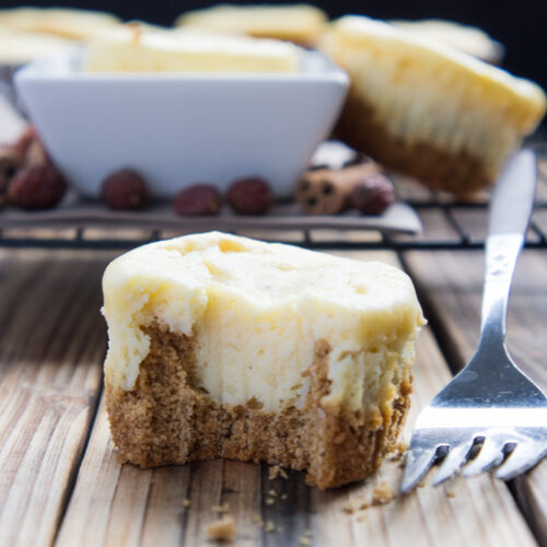 Eggnog Cheesecakes with Gingerbread Cookie Crust I Wash You Dry