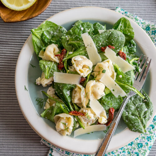 Greek Spinach Tortellini Salad I Wash You Dry